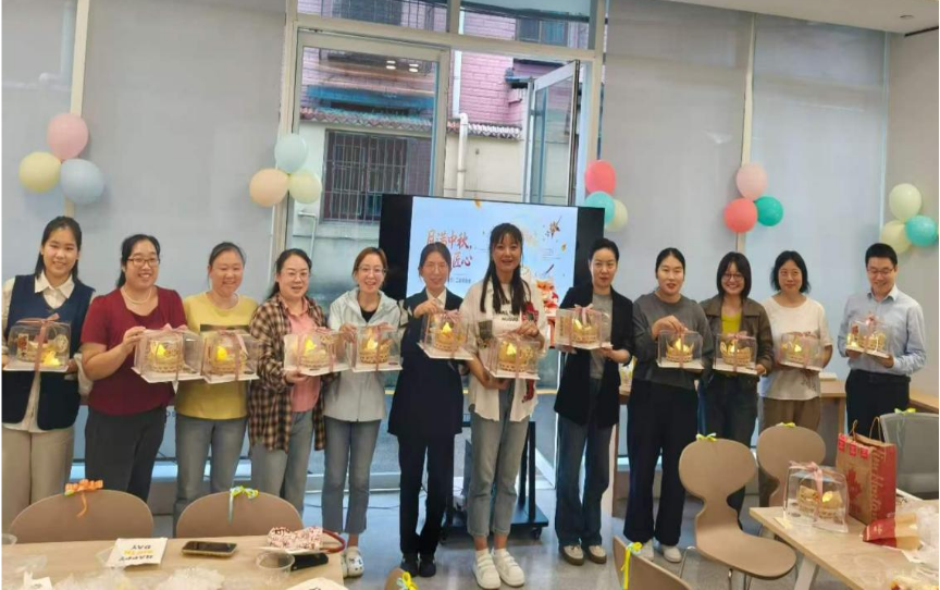 侨心筑爱 法治护侨——宜昌市西陵区律师行业“侨胞之家”开展中秋主题活动