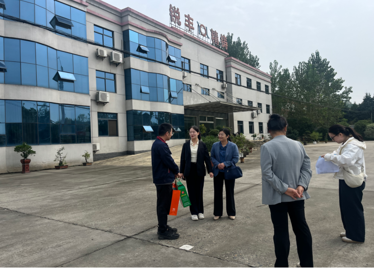 襄阳谷城县侨联开展中秋走访慰问活动